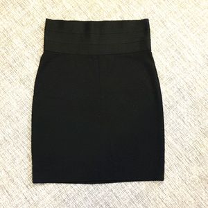 Max Studio Black Solid Skirt